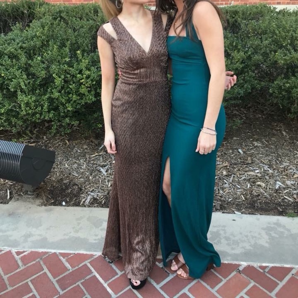 Metallic Maxi - Picture 2 of 3